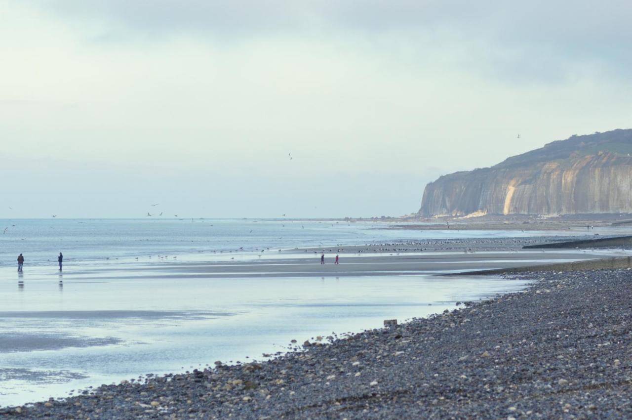 Gite De La Roseraie Quiberville Exteriör bild